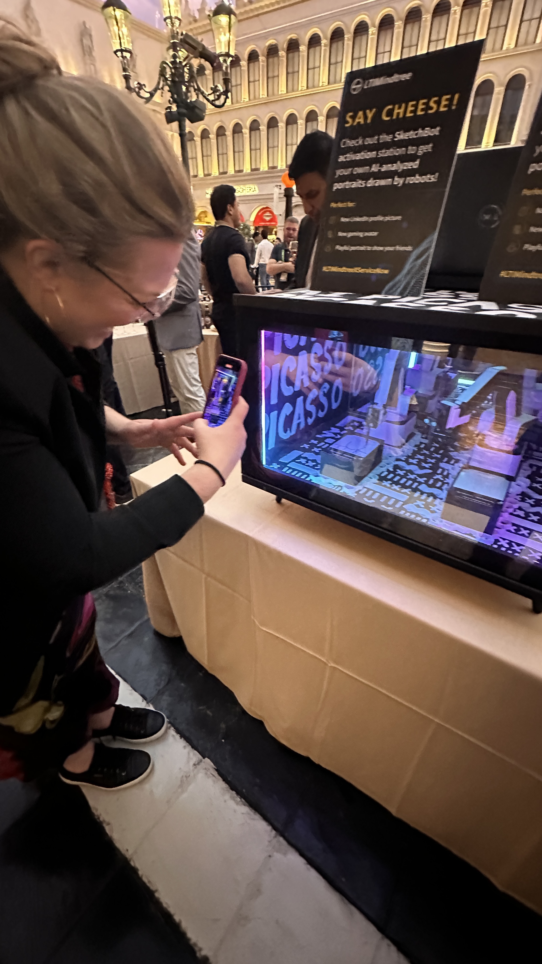 Guest watching the drawing process