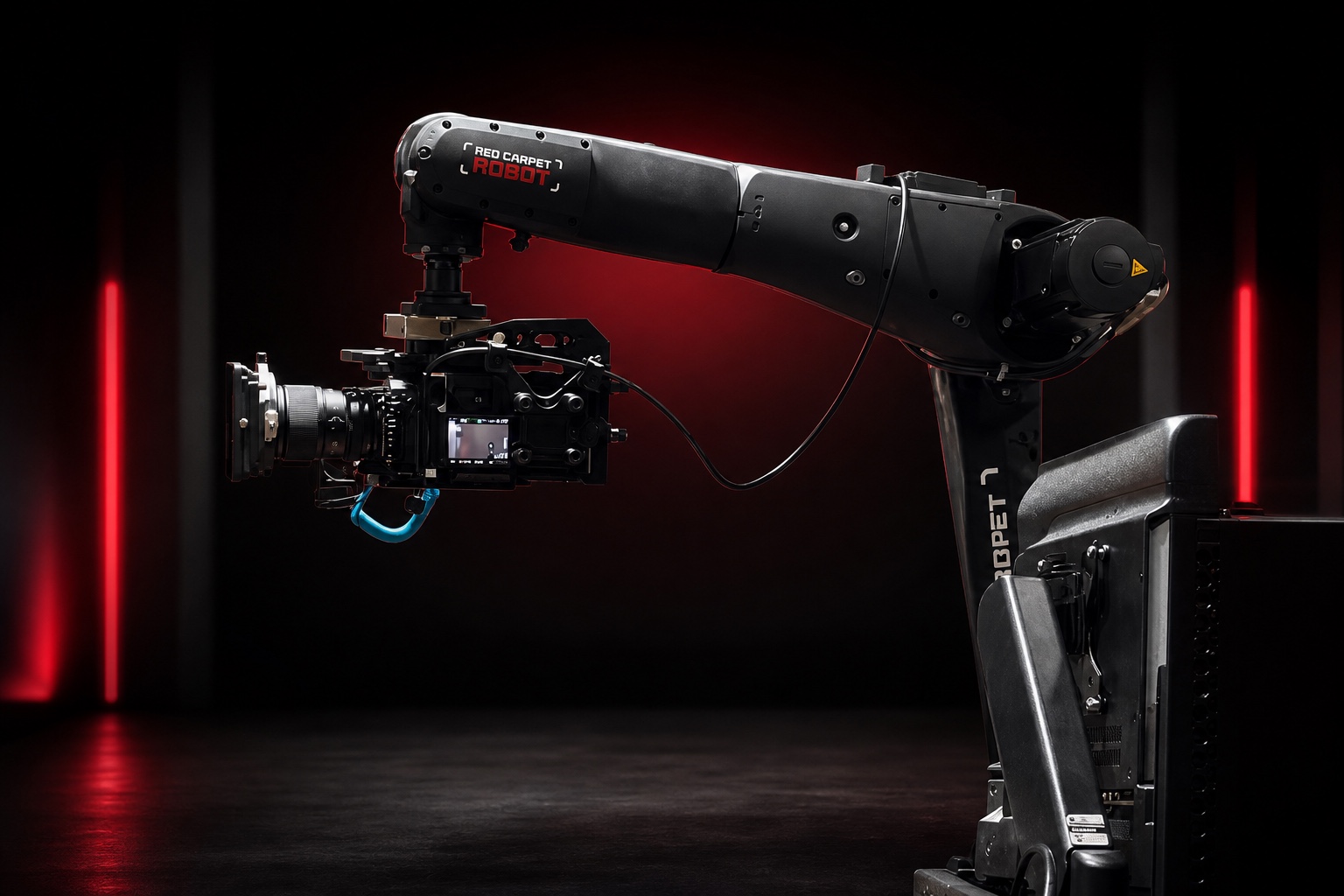 Robot Max KUKA cinema robot with mounted high-speed camera