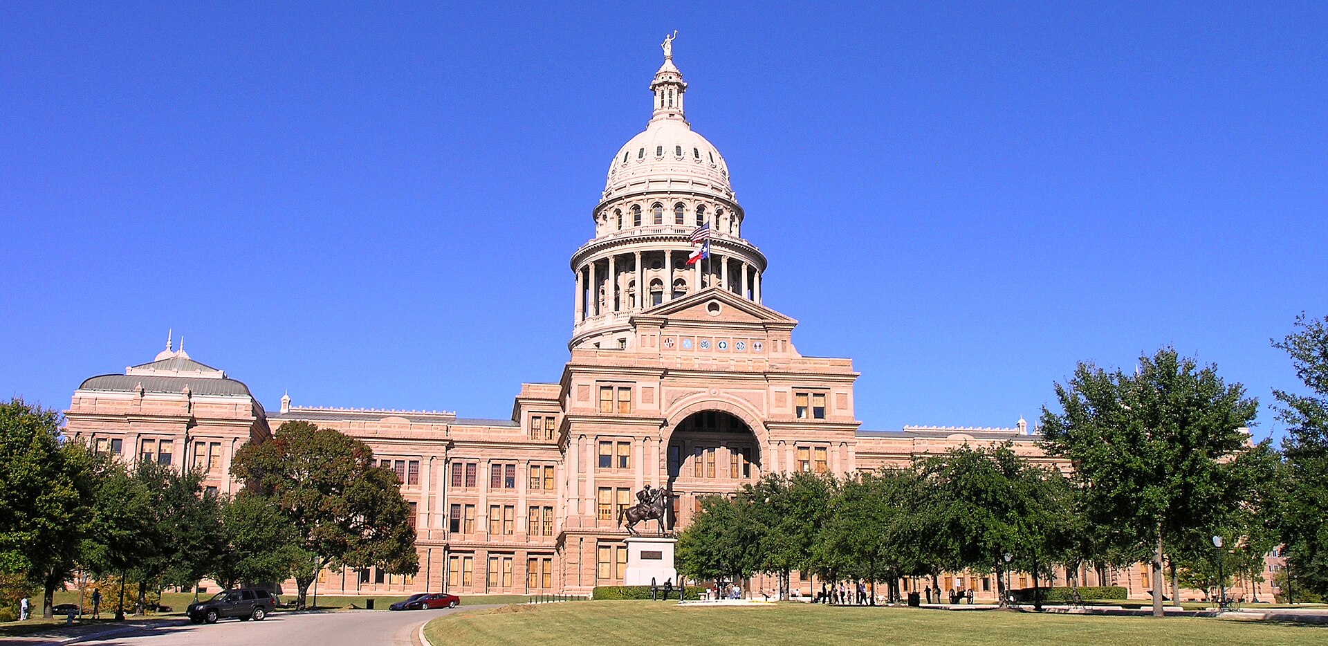 The historic Texas State Capitol building in downtown Austin