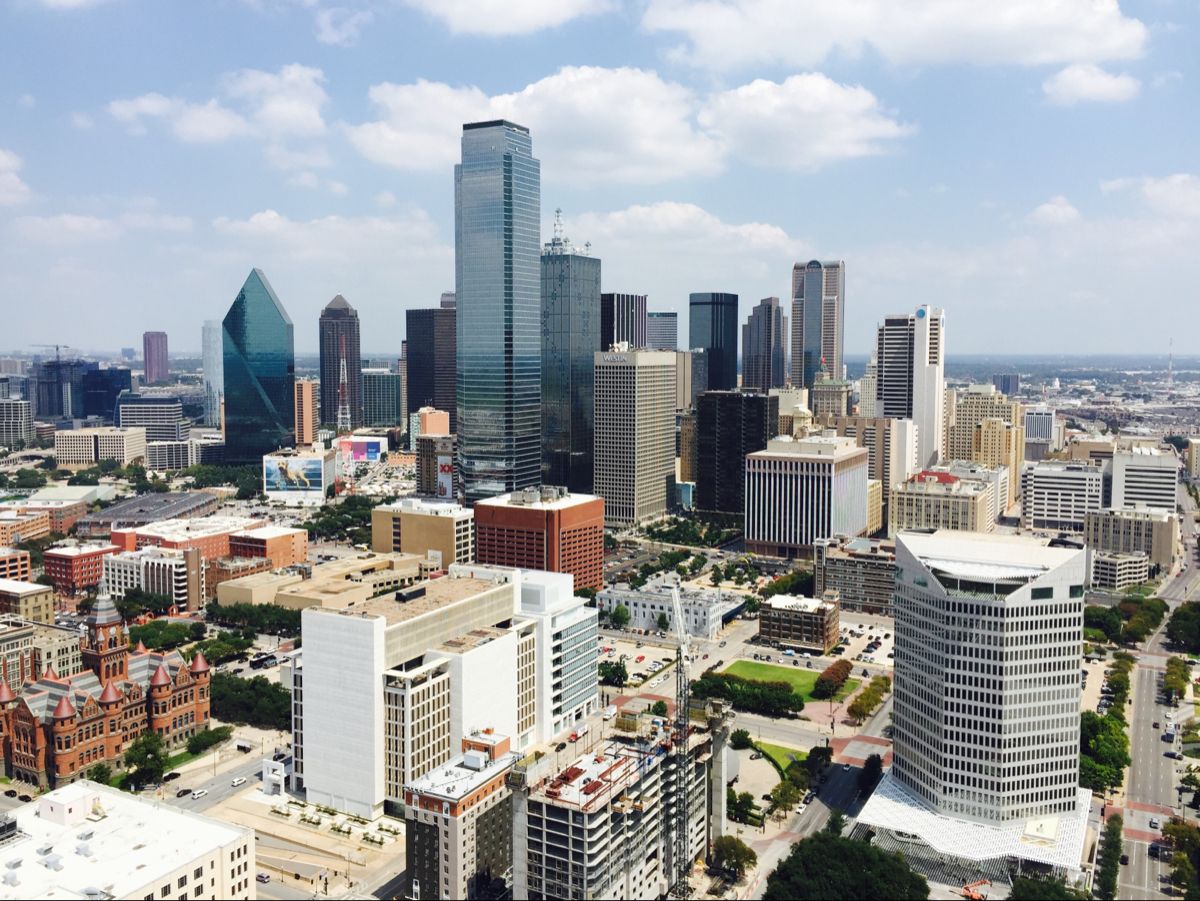 Dallas skyline with Reunion Tower