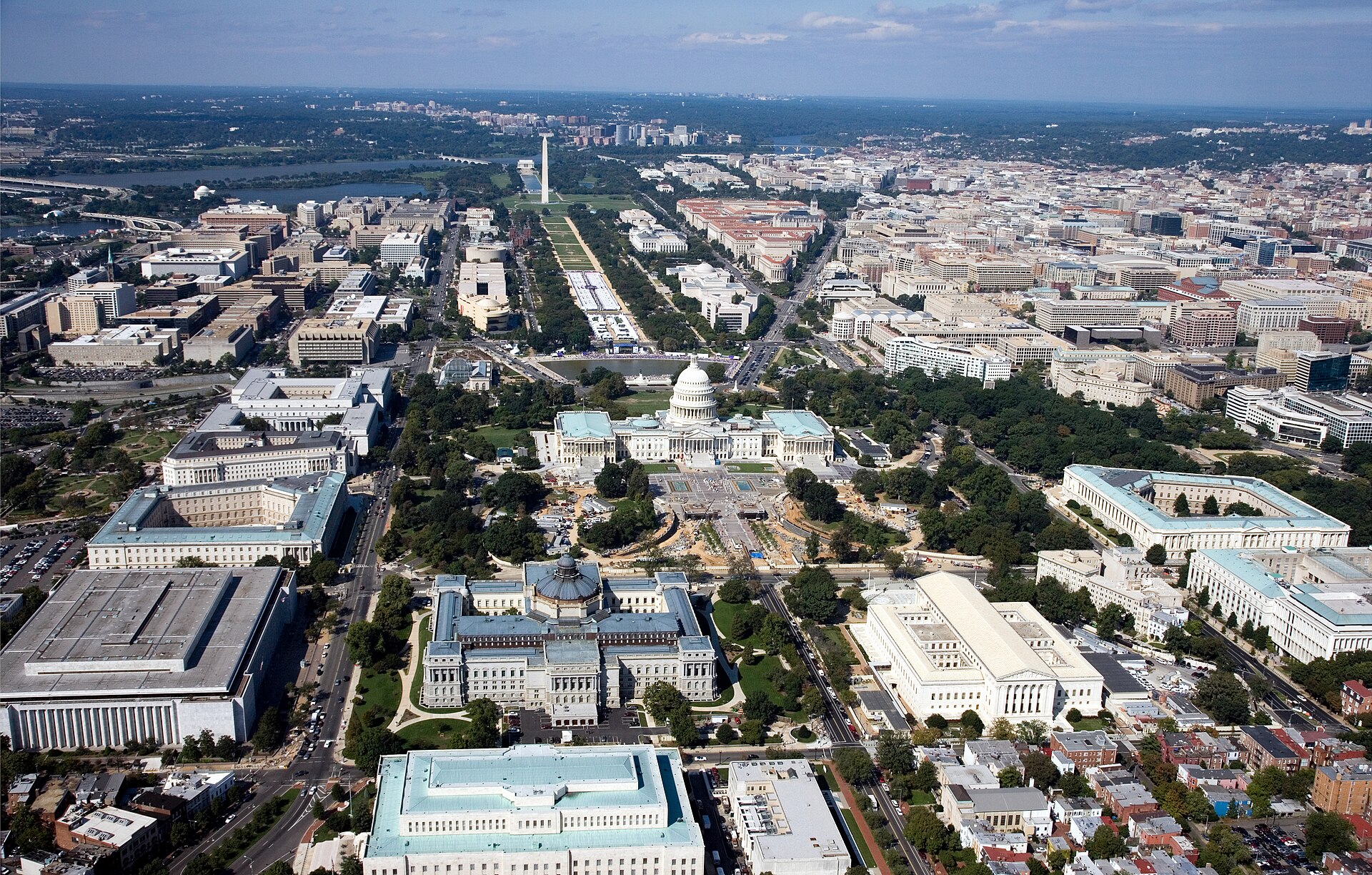 Aerial view of Washington DC and the National Mall