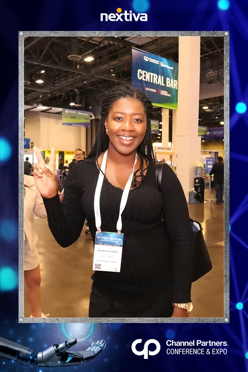 An attendee adds her personality to a Nextiva-branded convention portrait.
