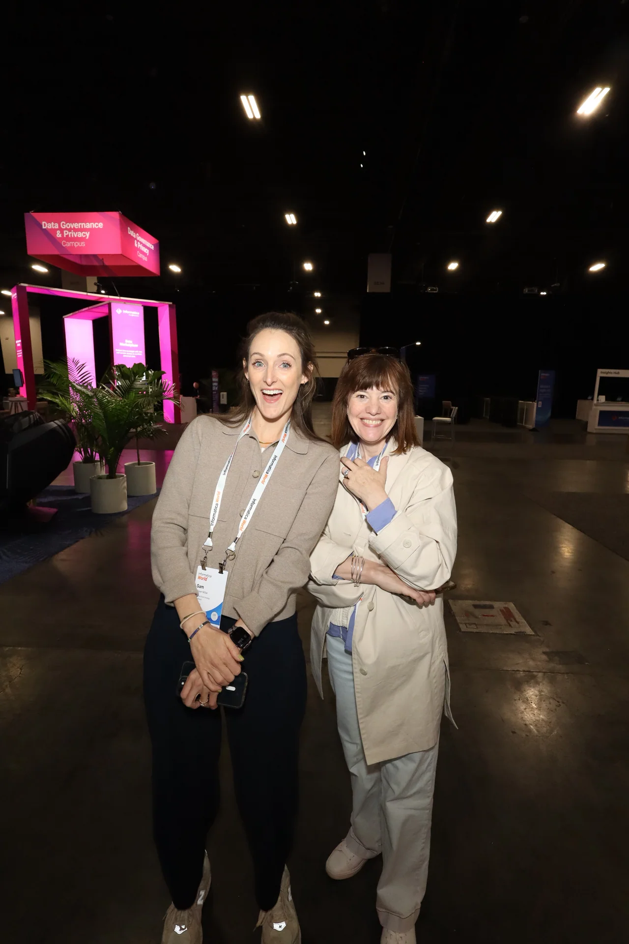 Destination Informatica: from event portrait to branded travel postcard.: matching original event portrait