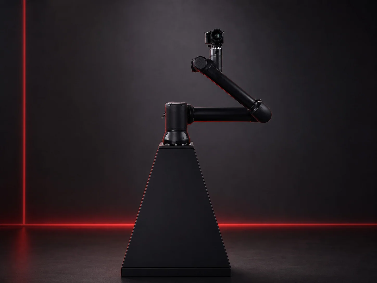 Red Carpet Robot Jr showing its cinematic camera movement range